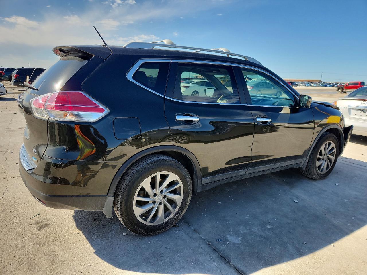 2014 Nissan Rogue S - zdjęcie 3