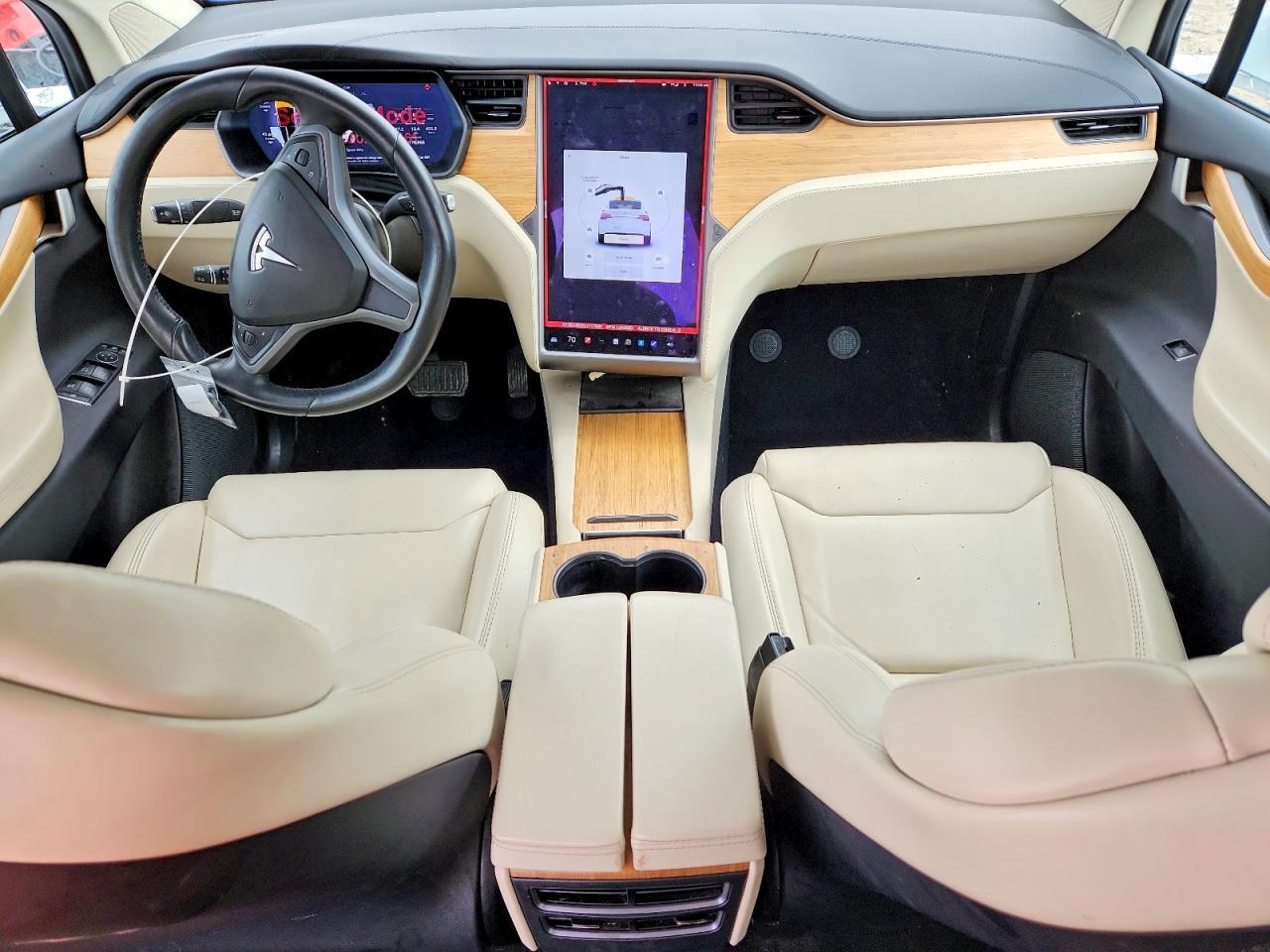 2018 Tesla Model X - zdjęcie 8