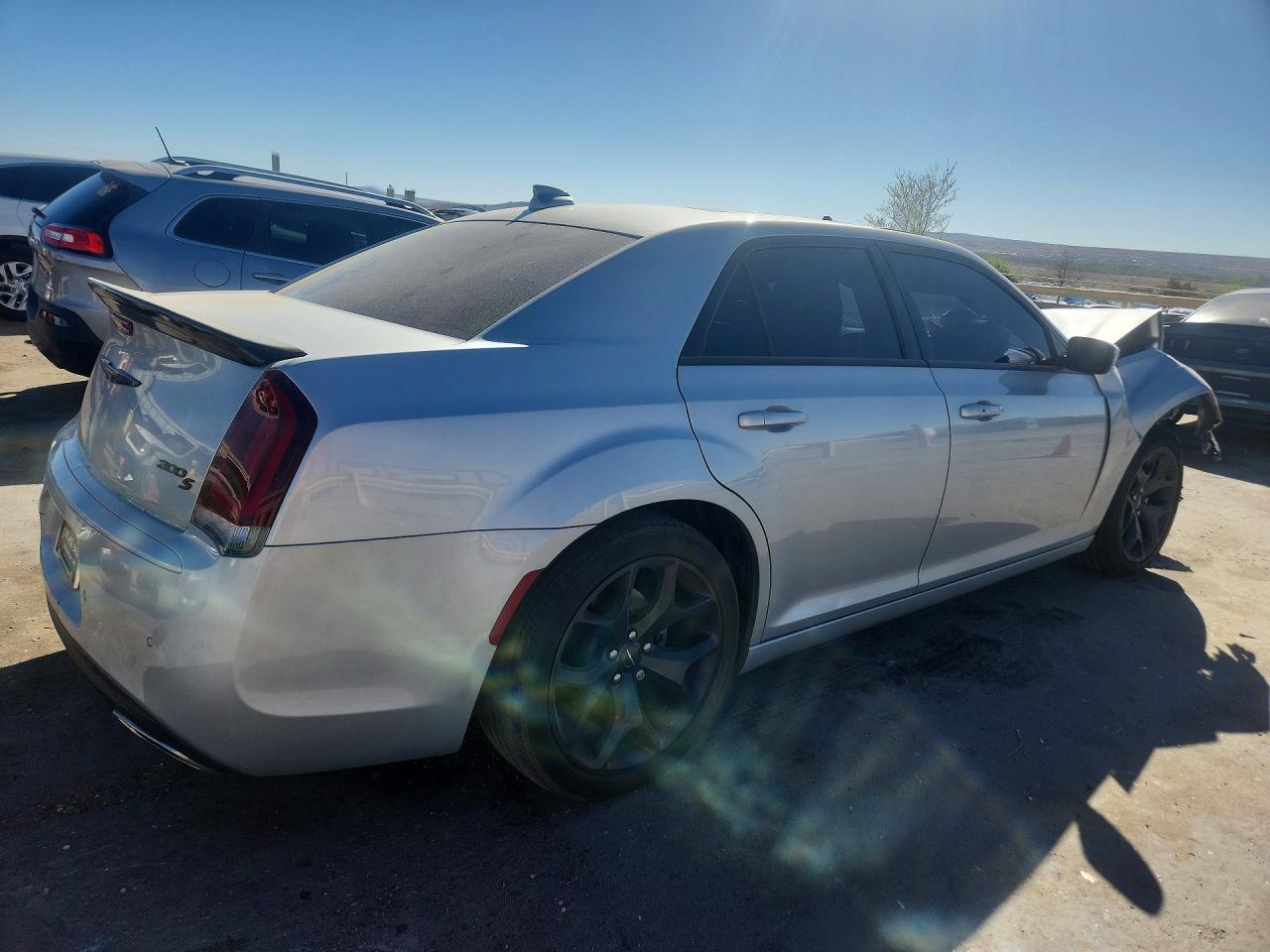 2023 Chrysler 300 S - zdjęcie 3