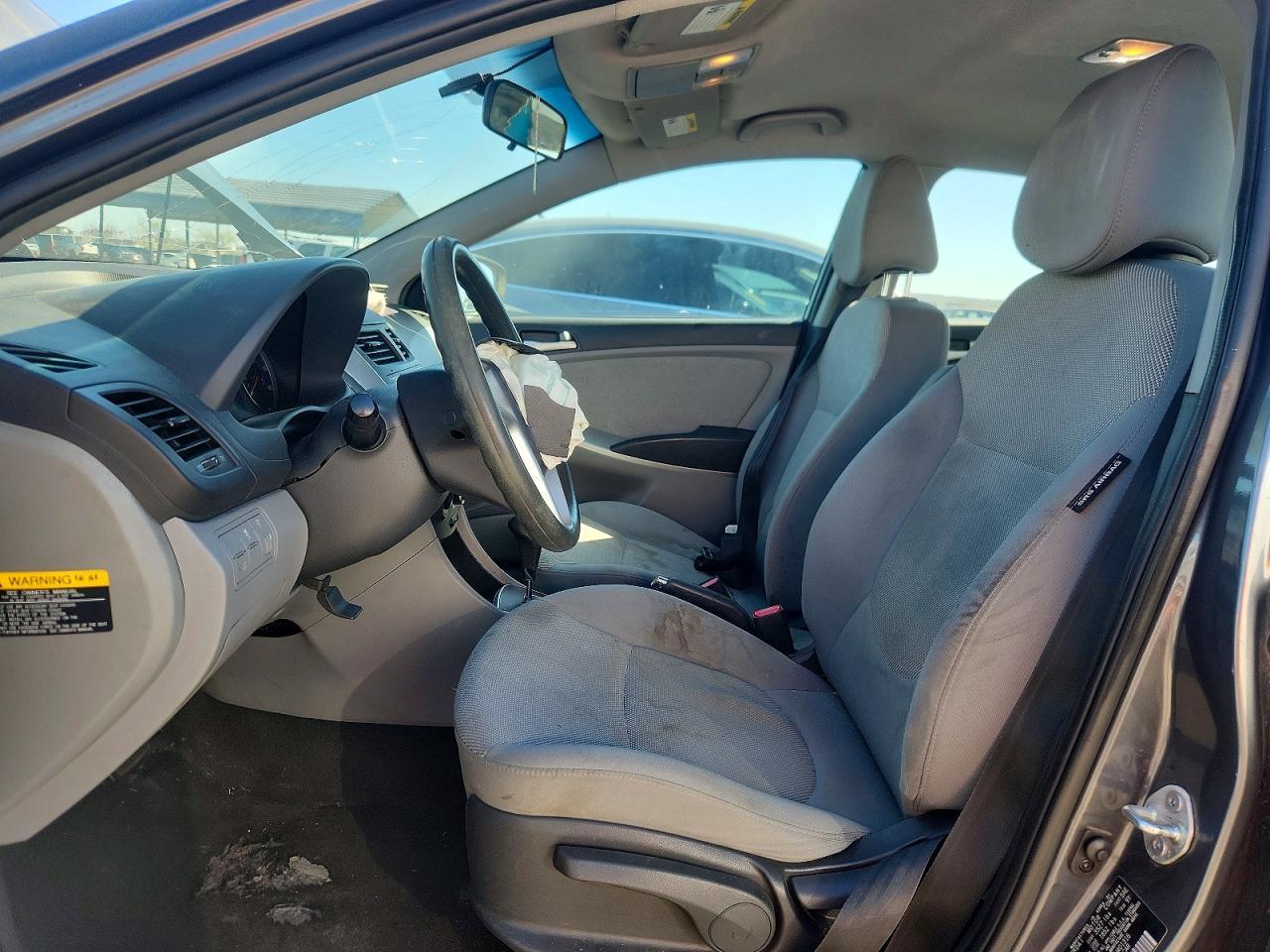 2013 Hyundai Accent Gls - zdjęcie 7