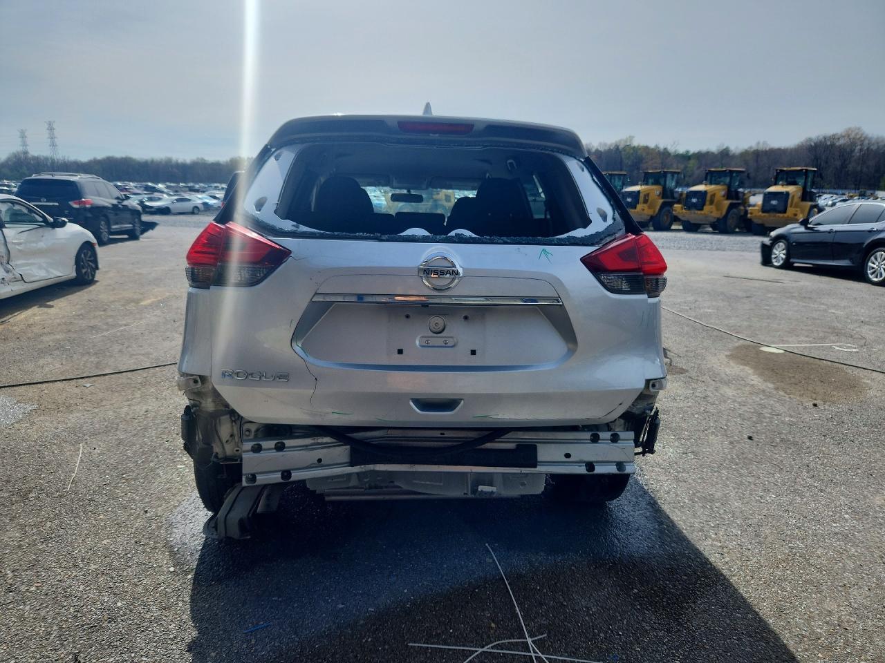 2017 Nissan Rogue S - zdjęcie 6