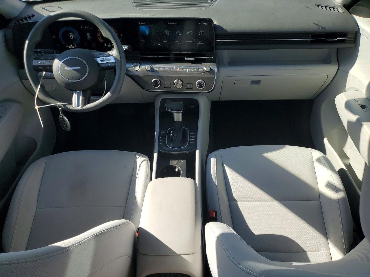 2024 Hyundai Kona Se - zdjęcie 8