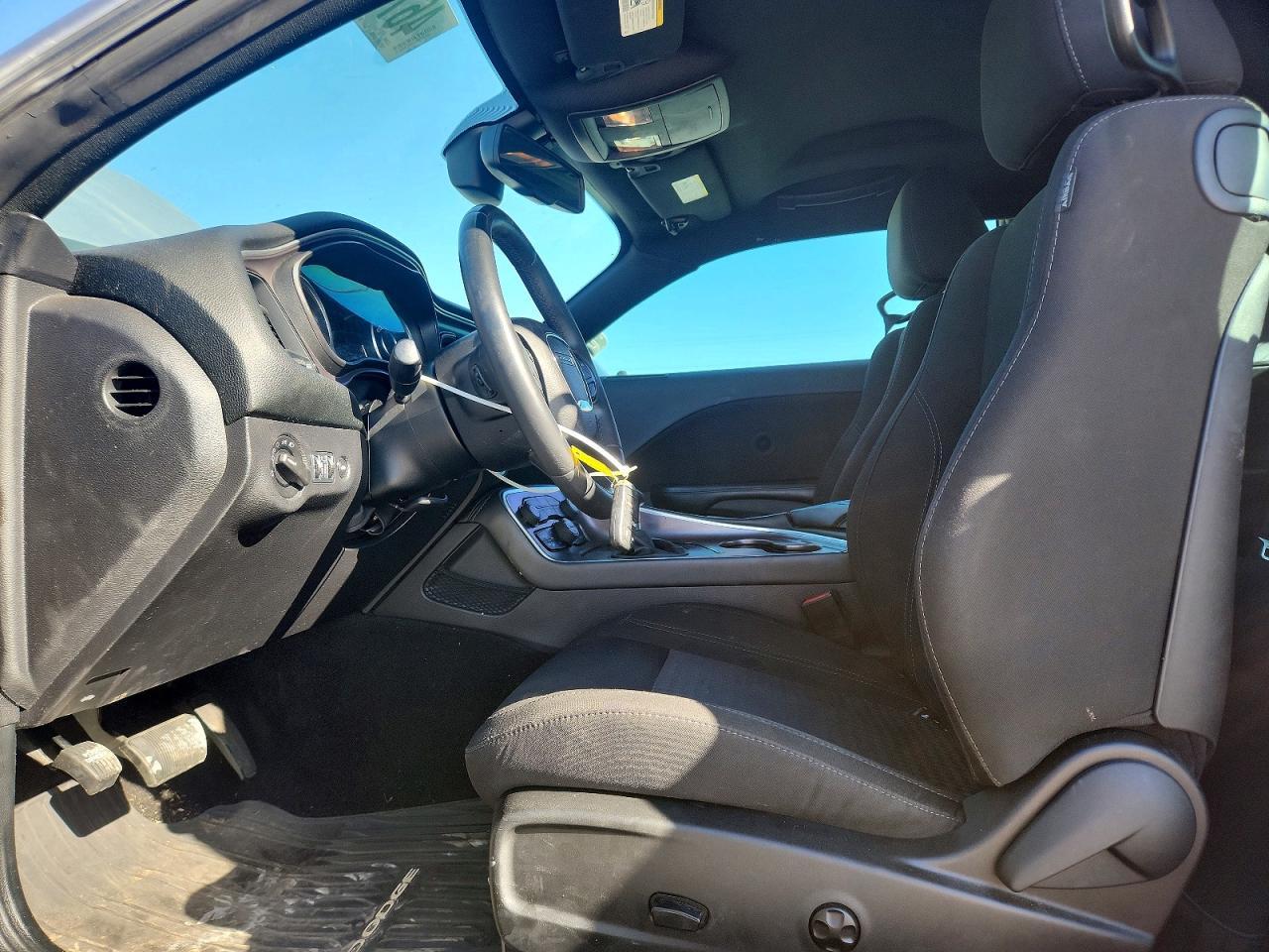 2015 Dodge Challenger Sxt - zdjęcie 7