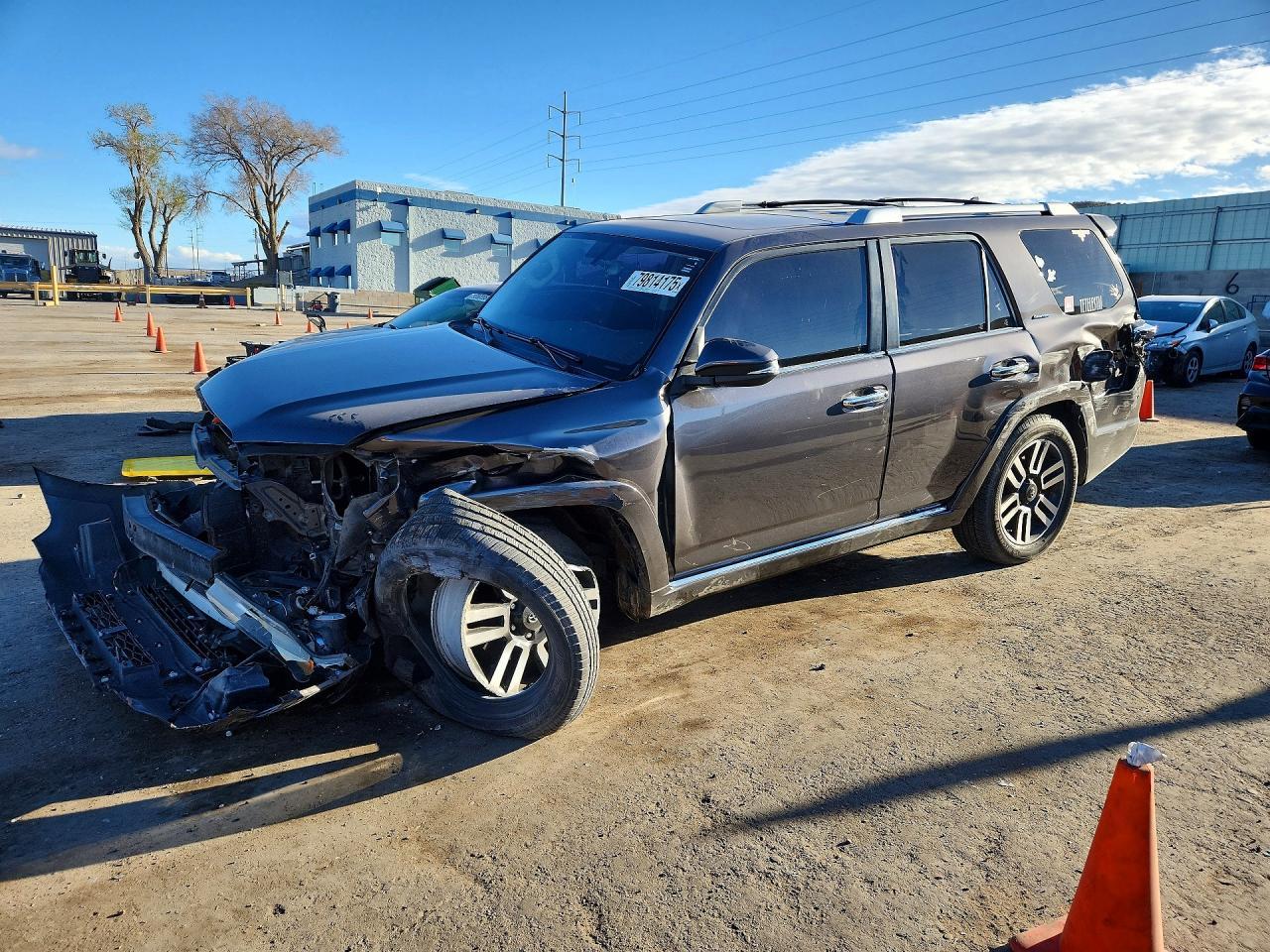 2016 Toyota 4Runner Limited - zdjęcie główne