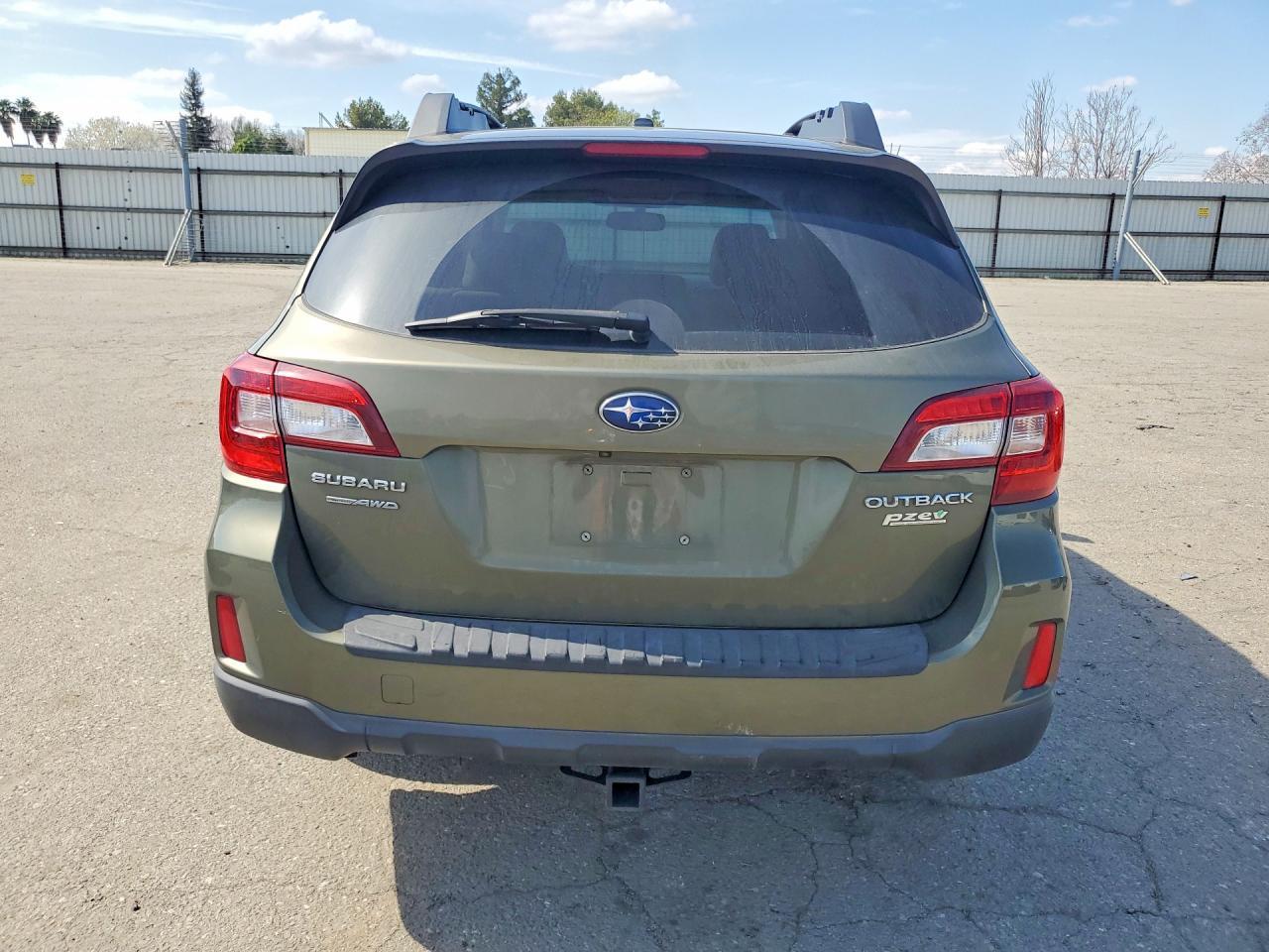 2015 Subaru Outback 2.5I Limited - zdjęcie 6