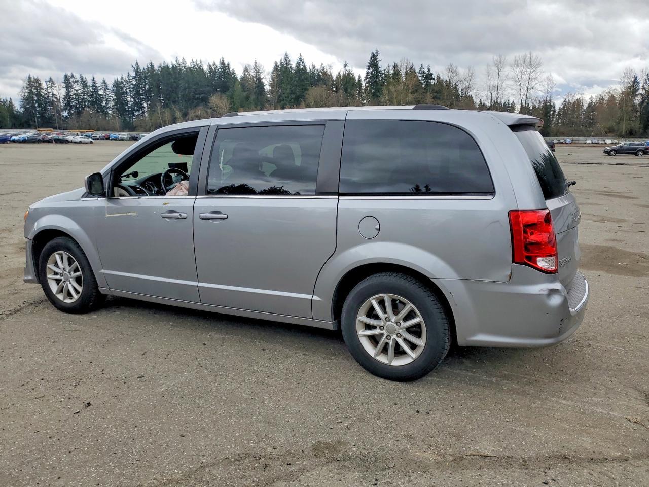 2019 Dodge Grand Caravan Sxt - zdjęcie 2