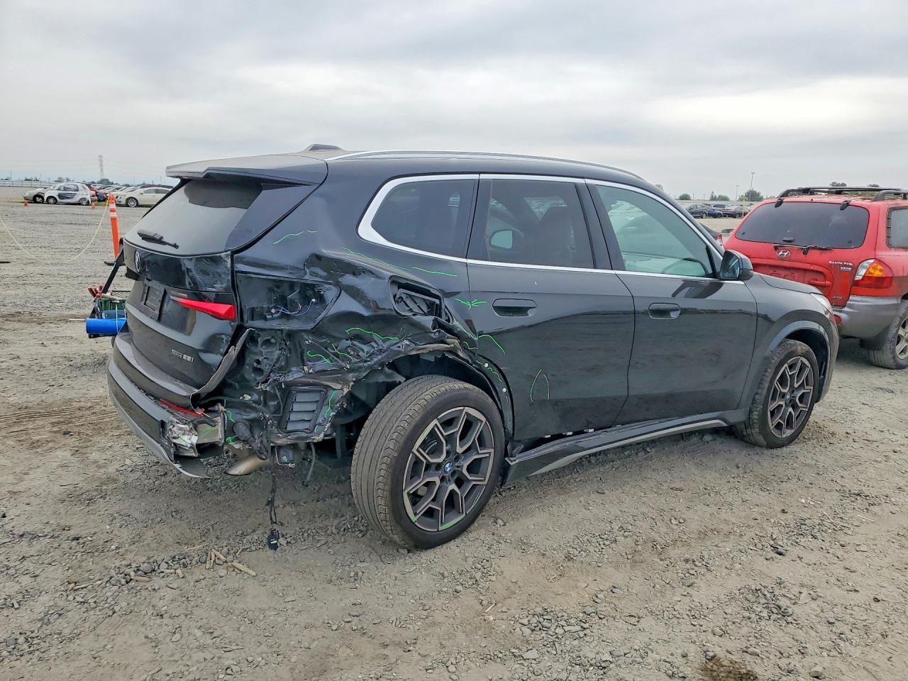 2025 BMW X1 xDrive28I - zdjęcie 3