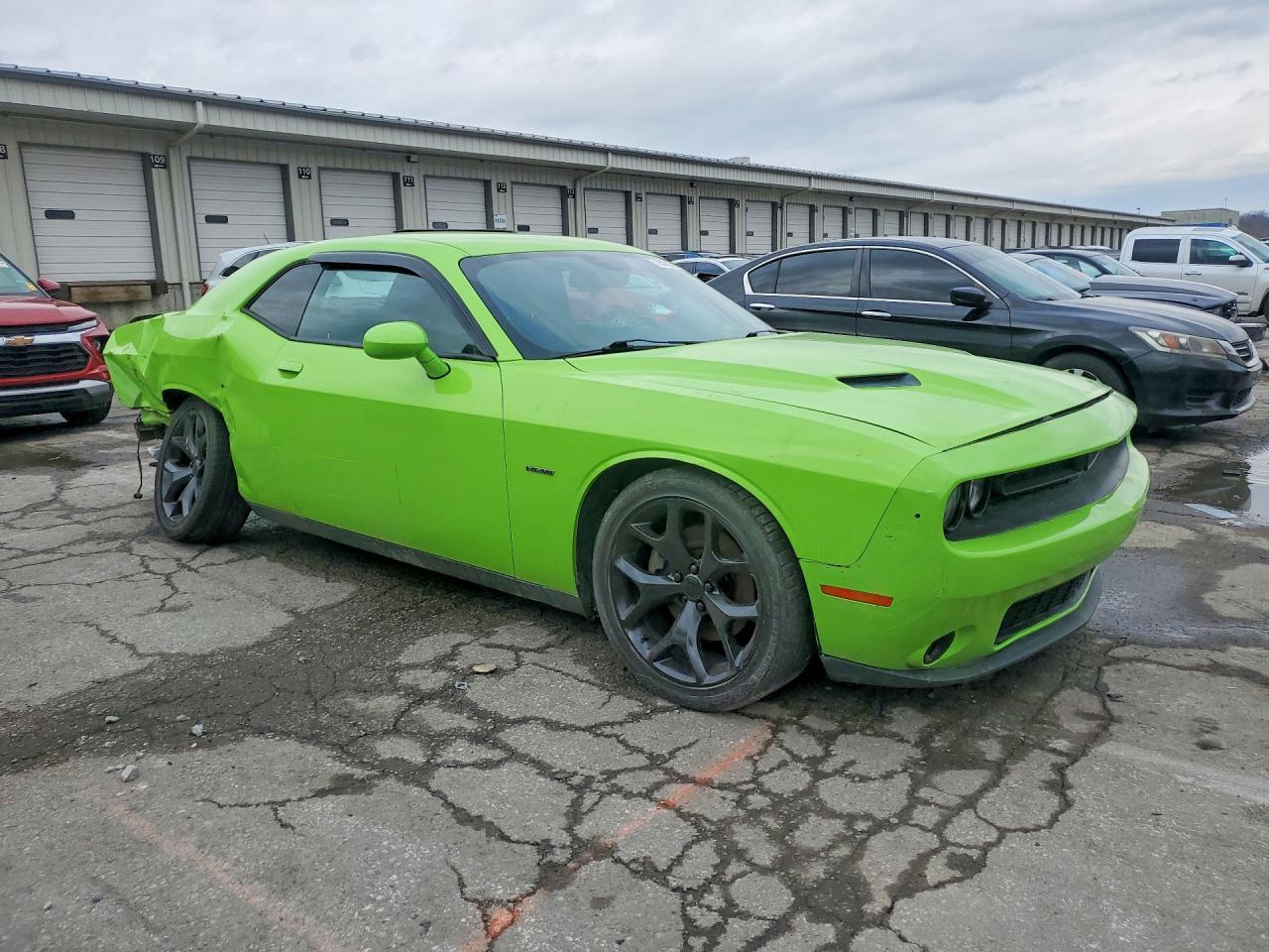 2015 Dodge Challenger Sxt - zdjęcie 4
