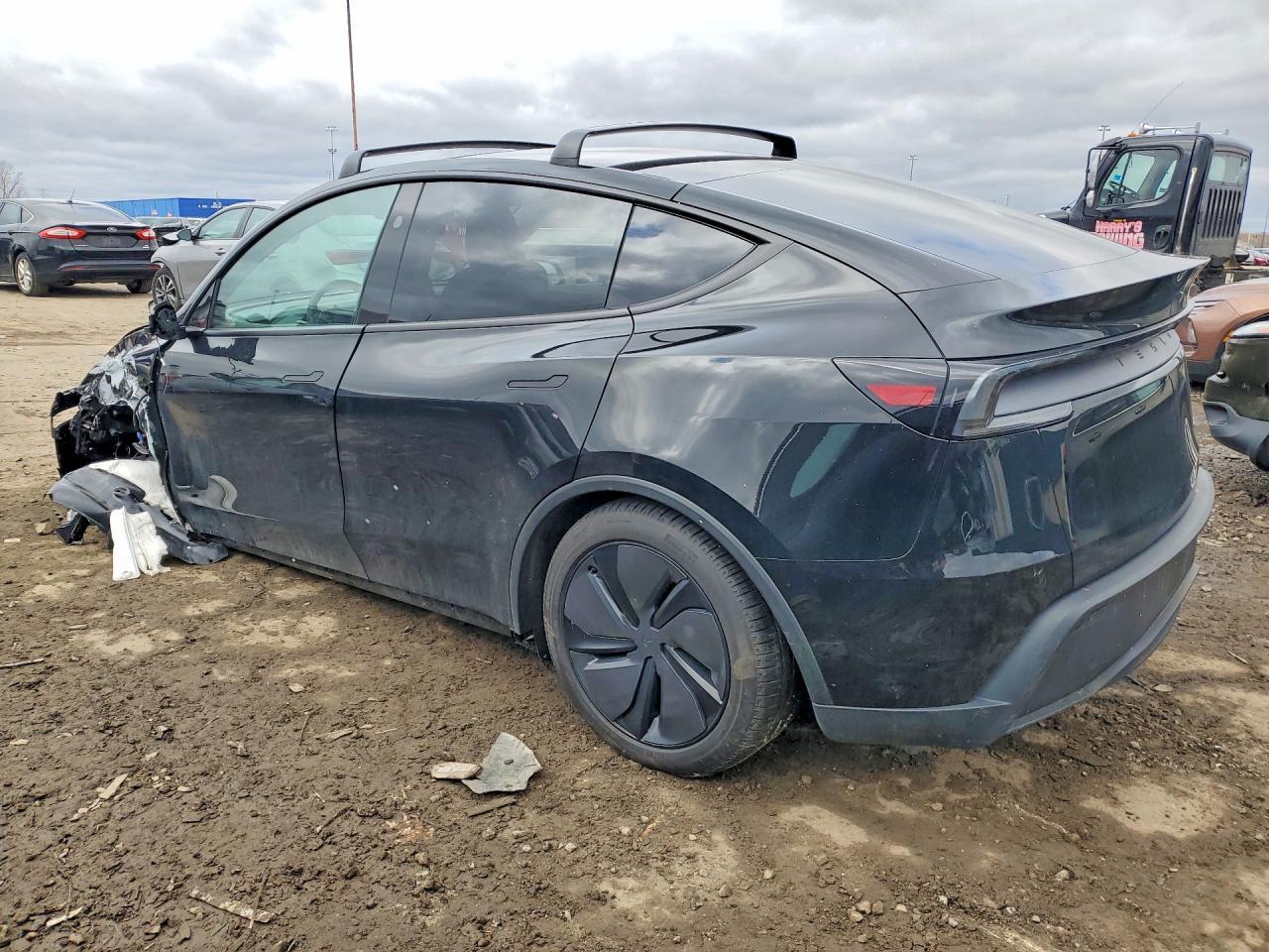 2026 Tesla Model Y - zdjęcie 2