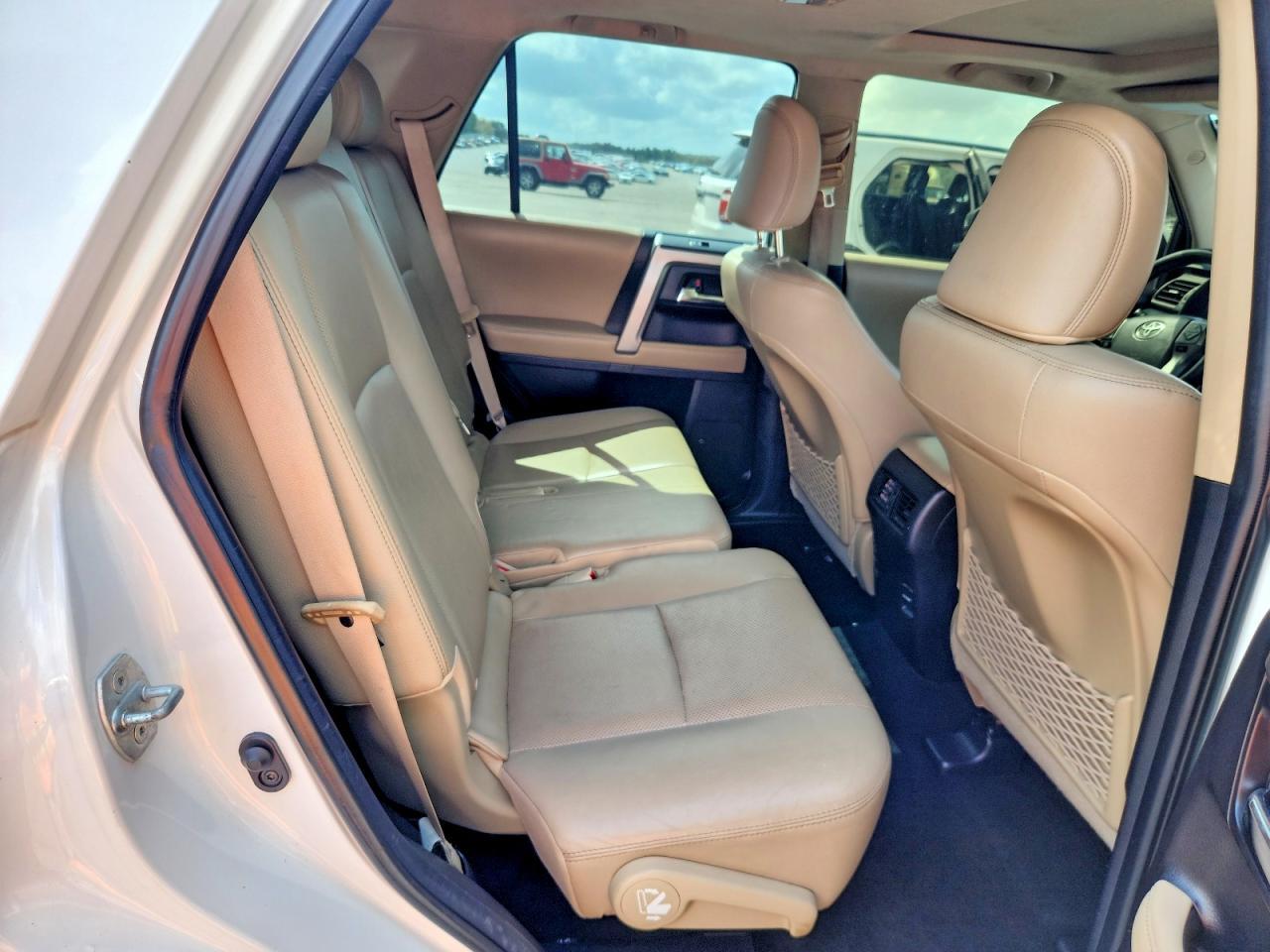 2016 Toyota 4Runner Limited - zdjęcie 11