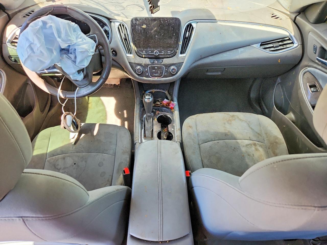 2016 Chevrolet Malibu - zdjęcie 8