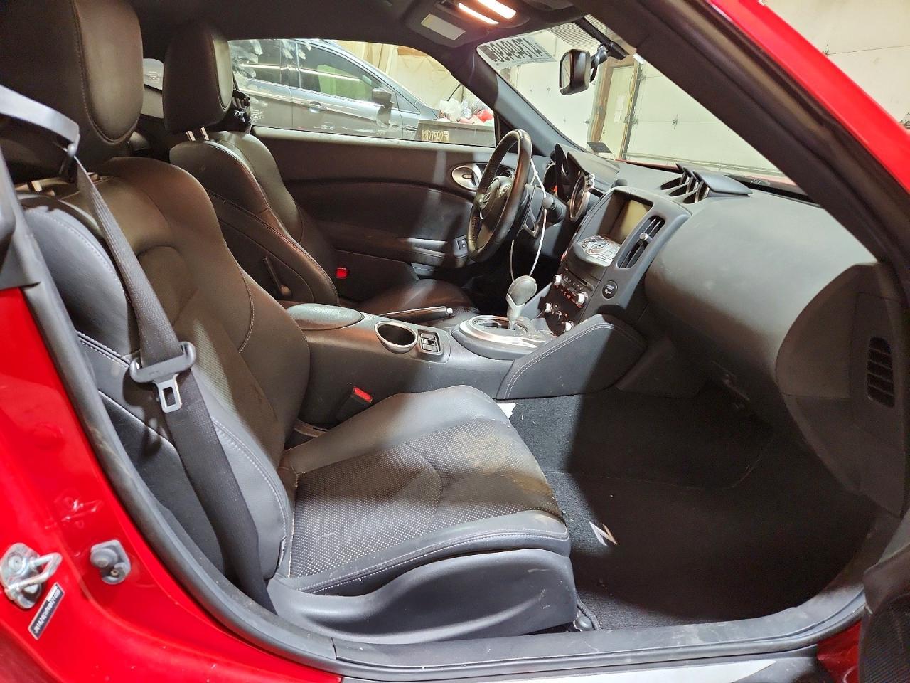 2019 Nissan 370Z Sport Touring - zdjęcie 10