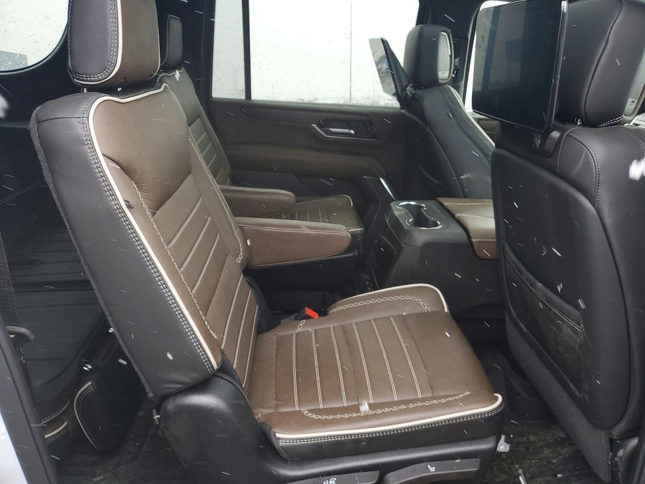 2026 GMC Yukon Xl Denali Ultimate - zdjęcie 10