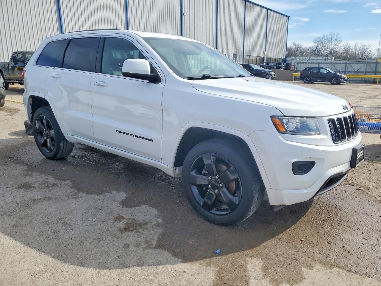 2015 Jeep Grand Cherokee Laredo - zdjęcie 4