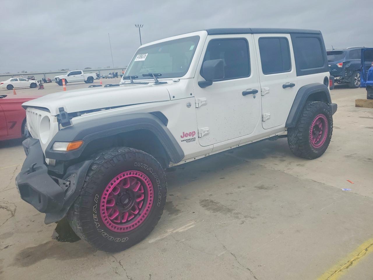 2020 Jeep Wrangler Unlimited Sport - zdjęcie główne