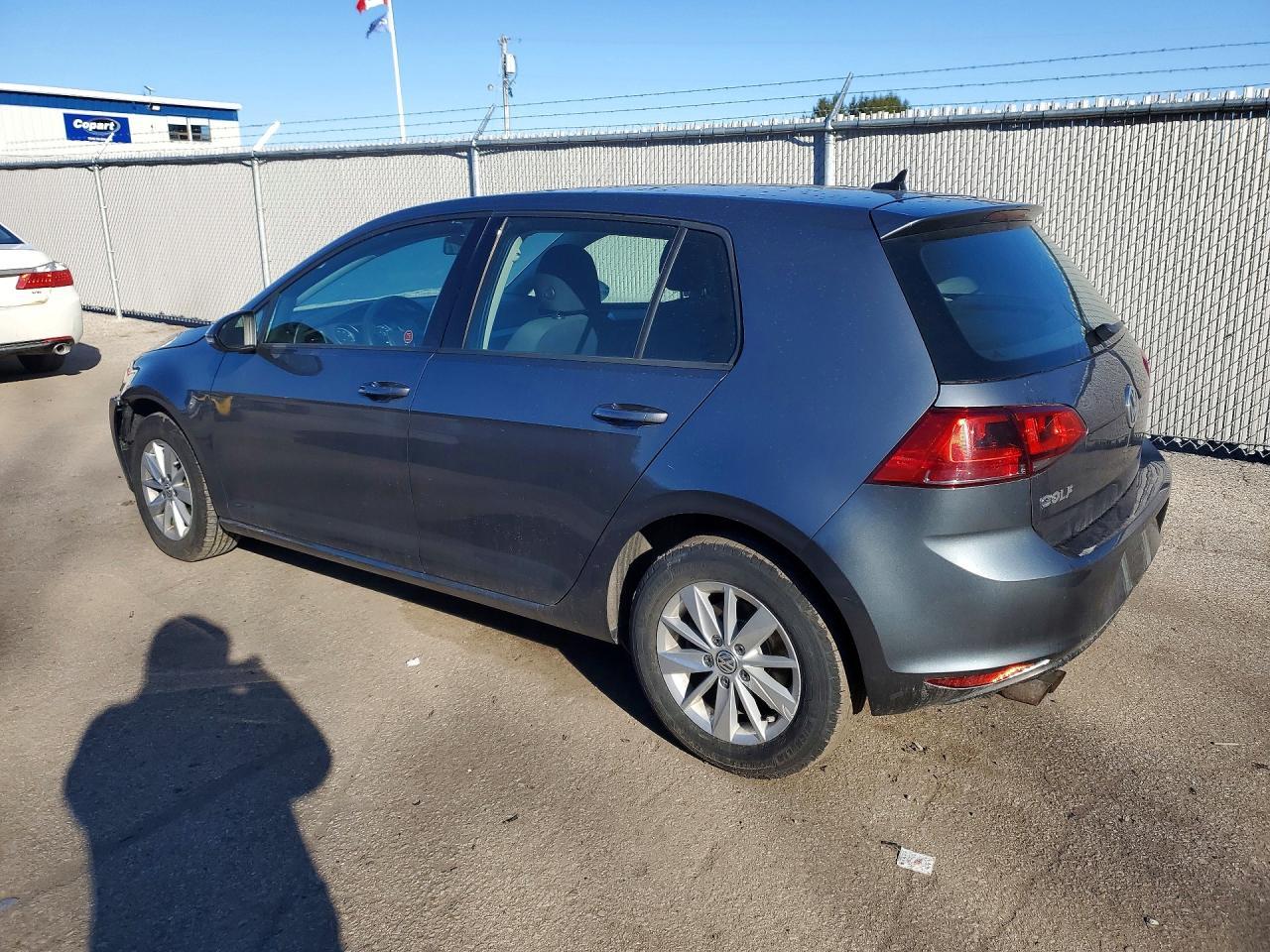 2016 Volkswagen Golf S - zdjęcie 2