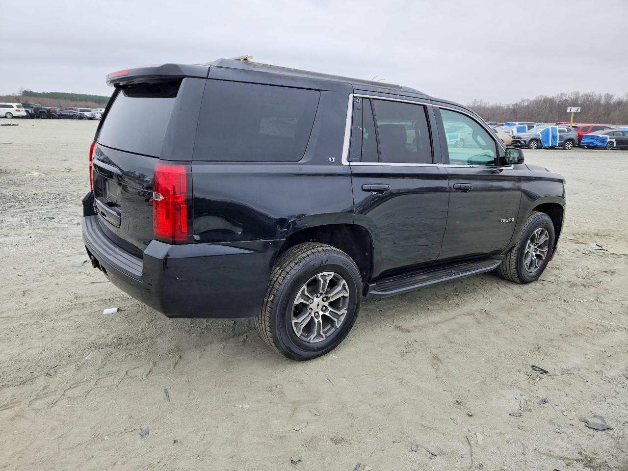 2015 Chevrolet Tahoe C1500 Lt - zdjęcie 3