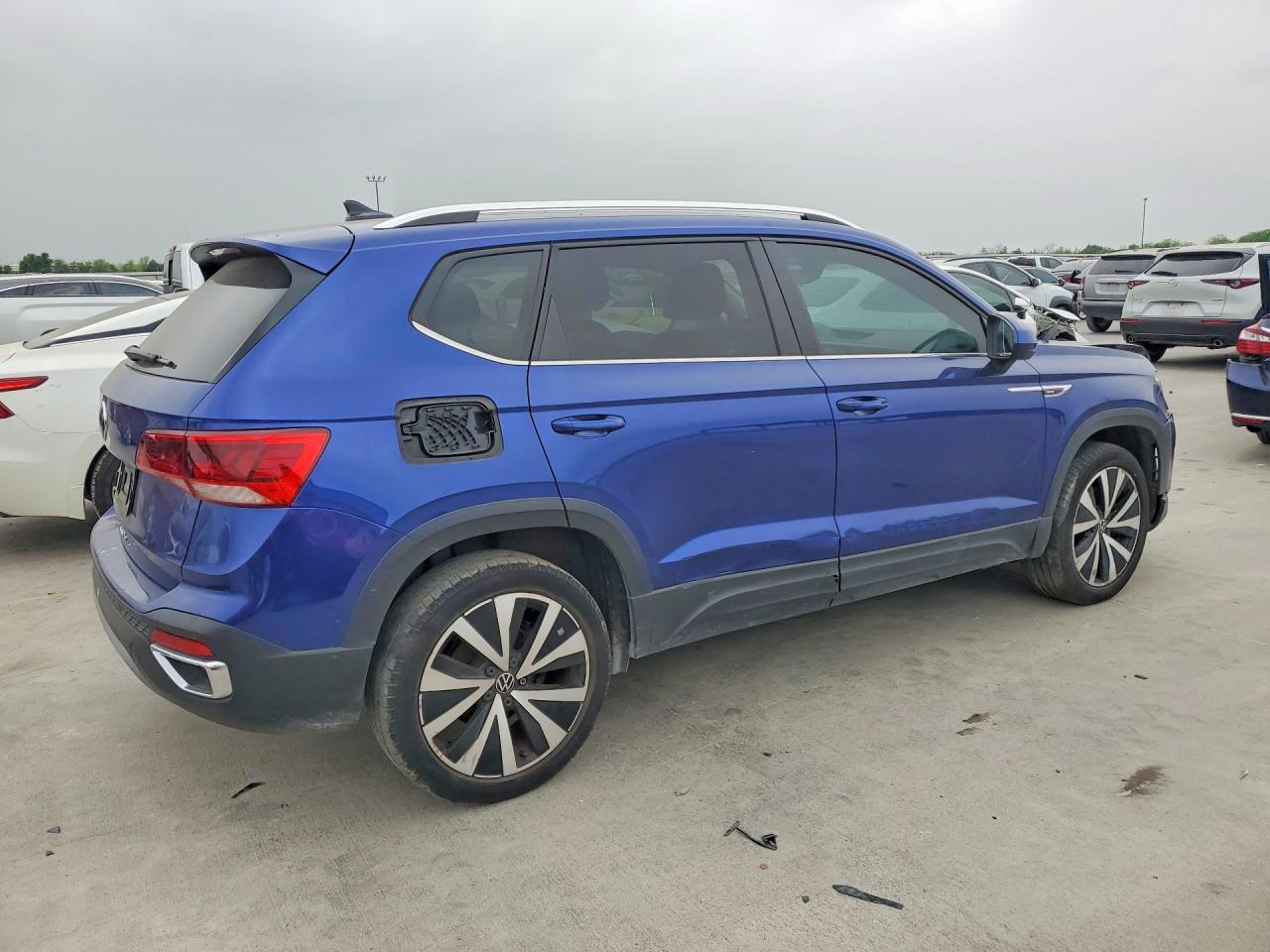 2023 Volkswagen Taos Se - zdjęcie 3
