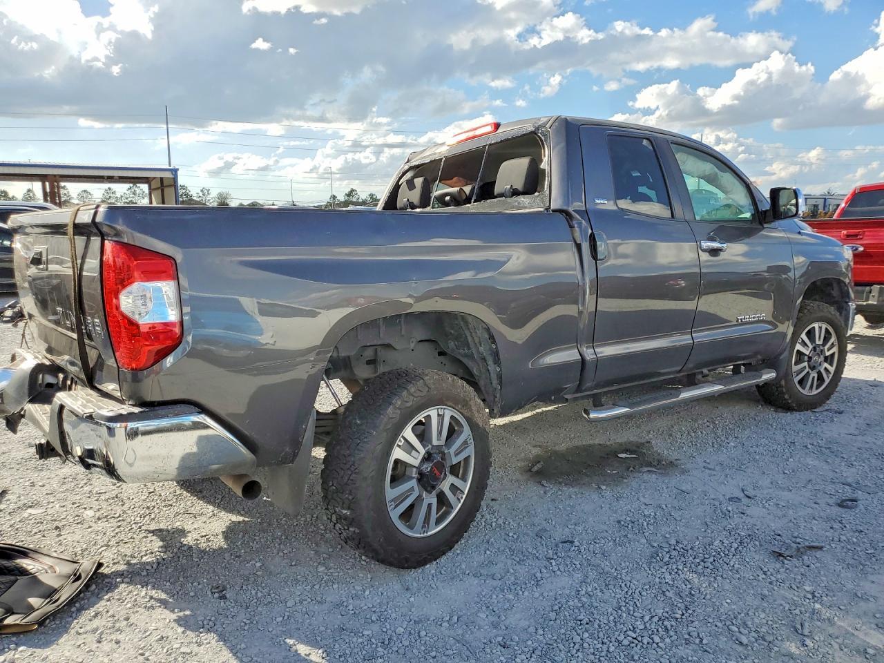 2016 Toyt Tundra - zdjęcie 3
