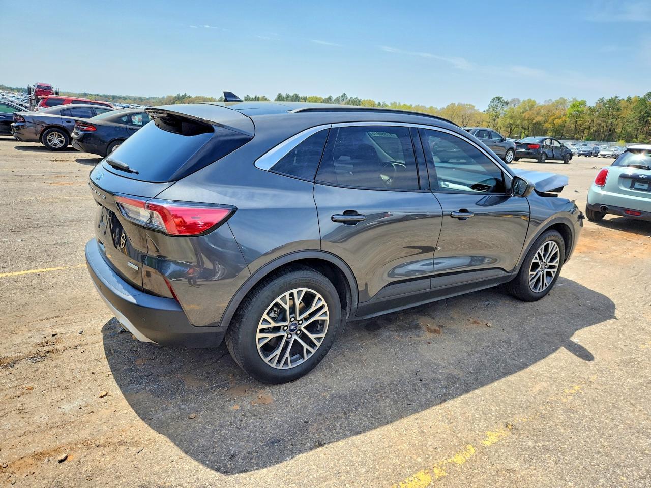 2020 Ford Escape Sel - zdjęcie 3