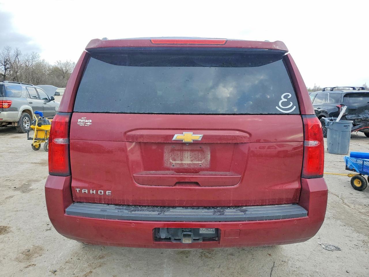 2016 Chevrolet Tahoe C1500 Lt - zdjęcie 6