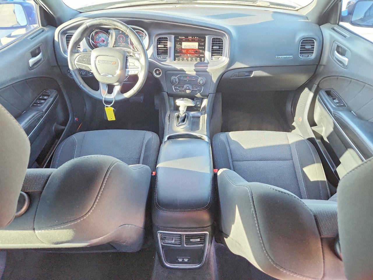 2016 Dodge Charger Sxt - zdjęcie 8