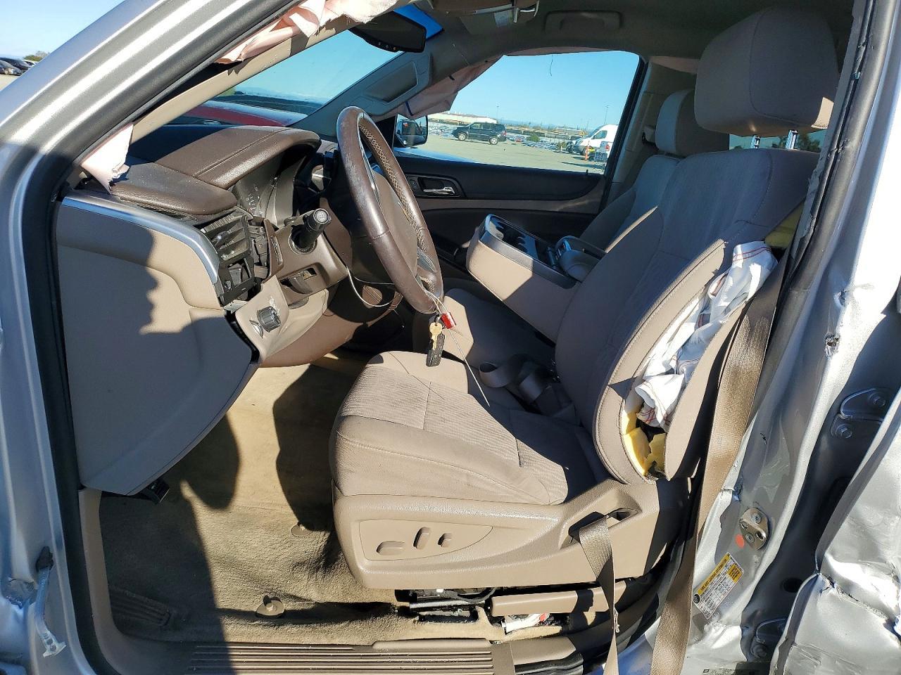 2015 Chevrolet Tahoe C1500 Ls - zdjęcie 7