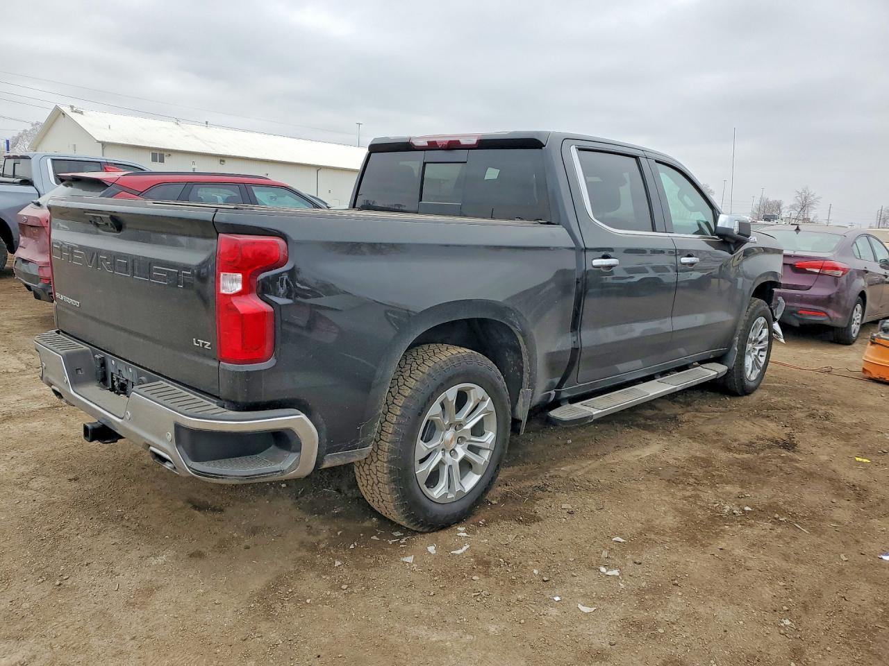 2025 Chevrolet Silverado K1500 Ltz - zdjęcie 3