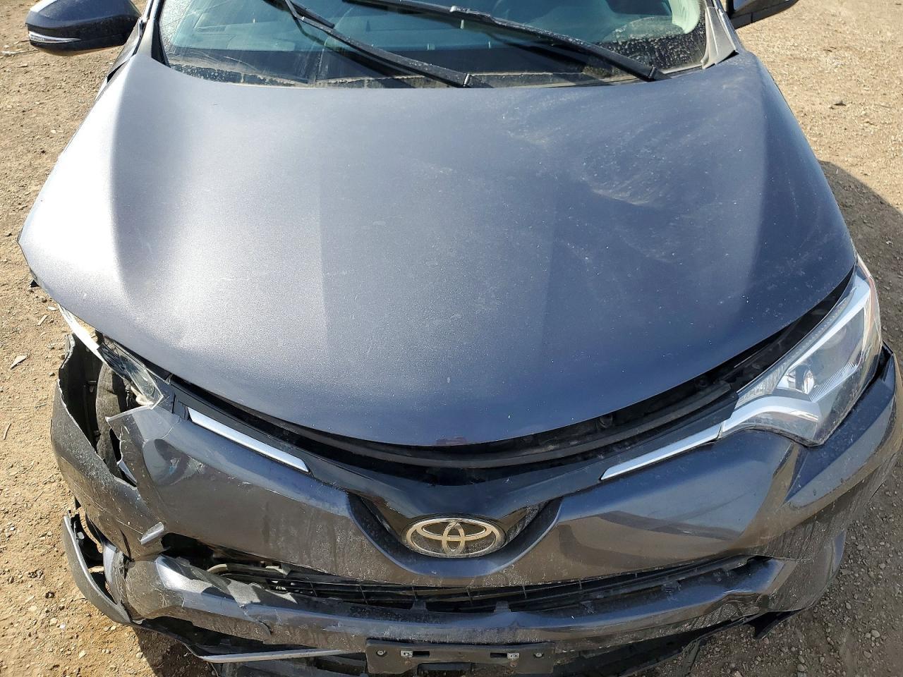2017 Toyota Rav4 Xle - zdjęcie 12