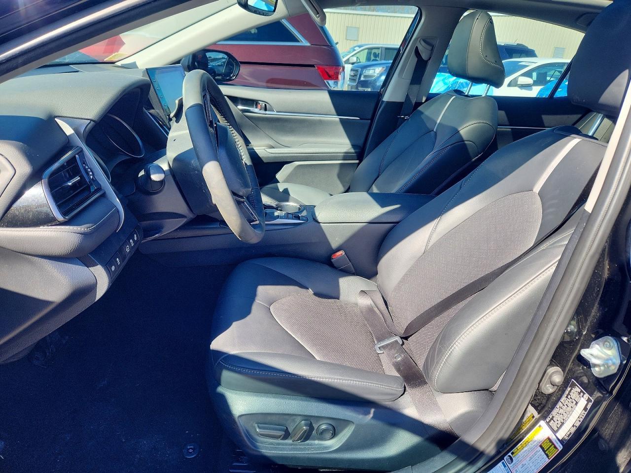 2024 Toyota Camry Xse - zdjęcie 7