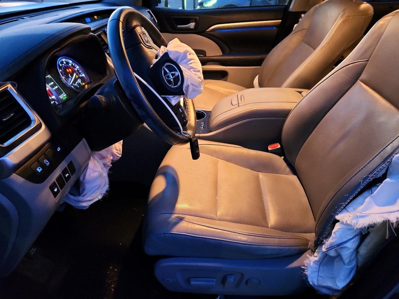 2017 Toyota Highlander Limited - zdjęcie 7
