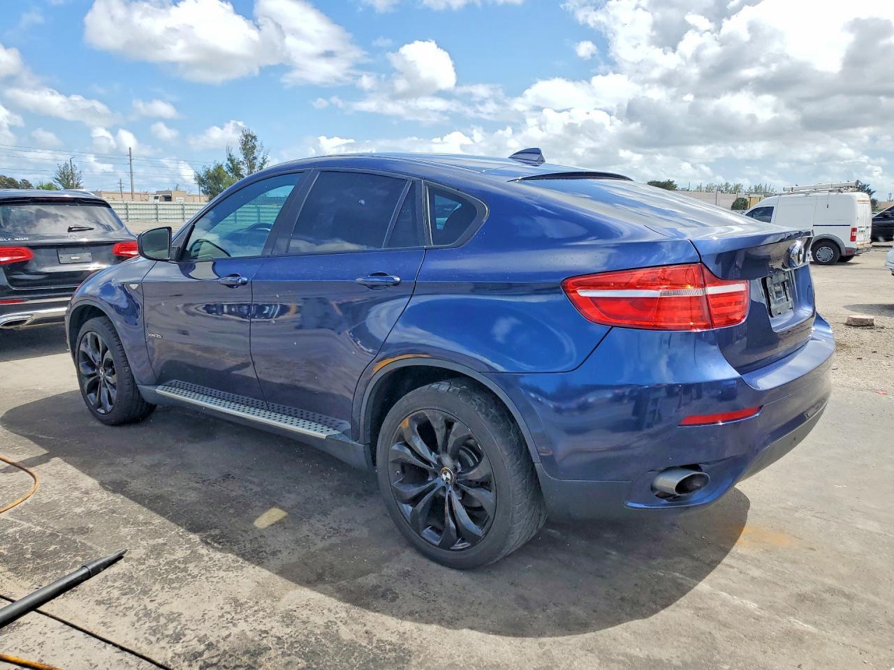 2013 BMW Motorrad X6 - zdjęcie 2