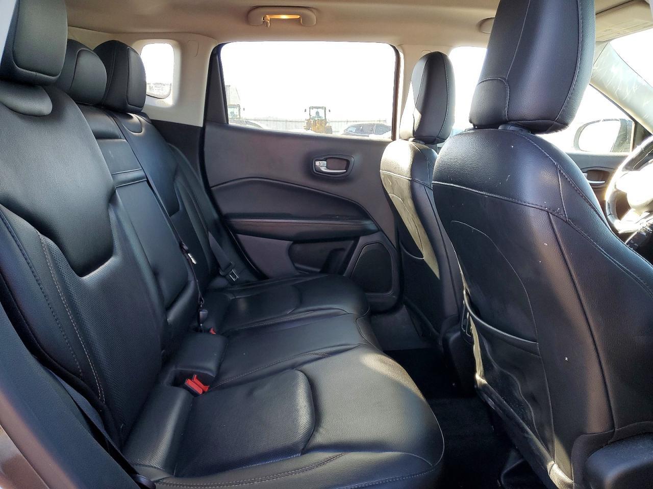 2018 Jeep Compass Limited - zdjęcie 11