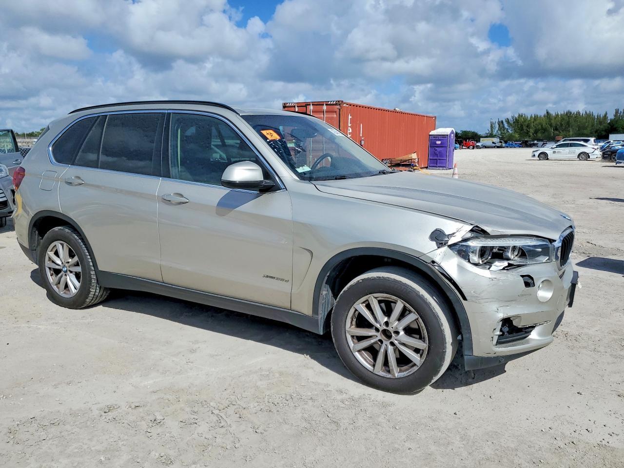 2014 BMW X5 xDrive35D - zdjęcie 4