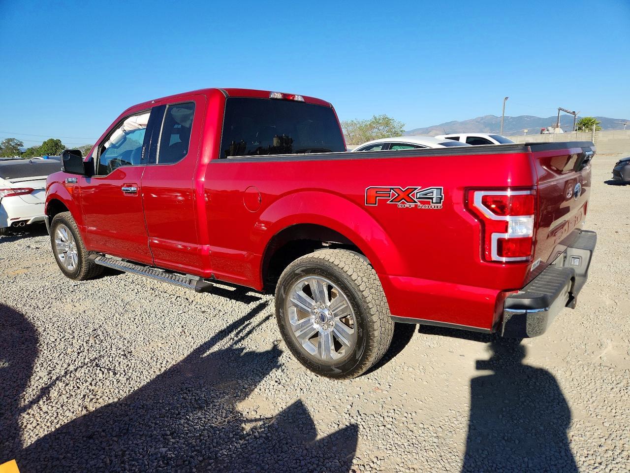 2020 Ford F150 Super Cab - zdjęcie 2
