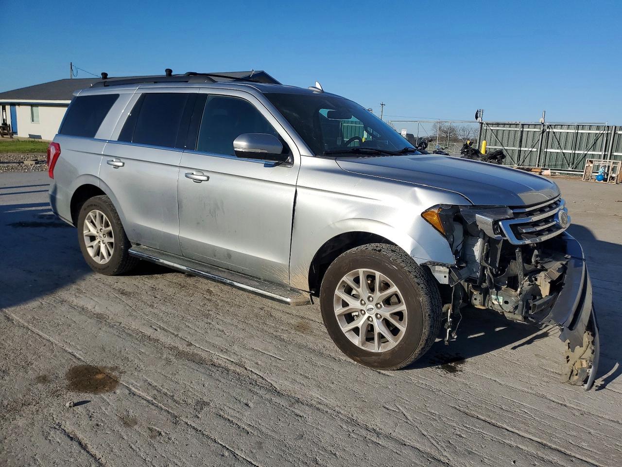 2020 Ford Expedition Xlt - zdjęcie 4