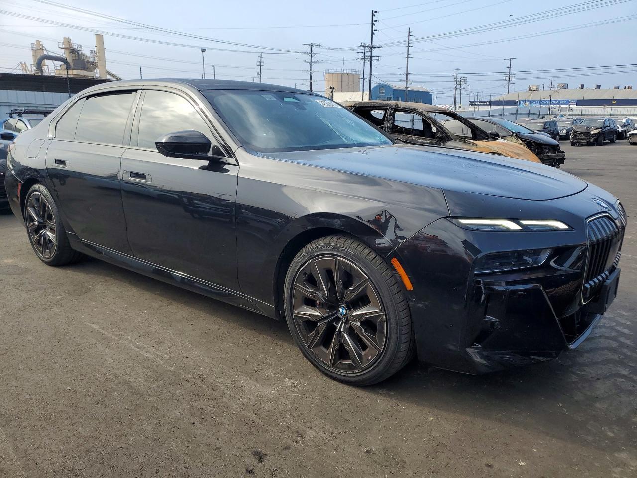 2025 BMW 740 I - zdjęcie 4