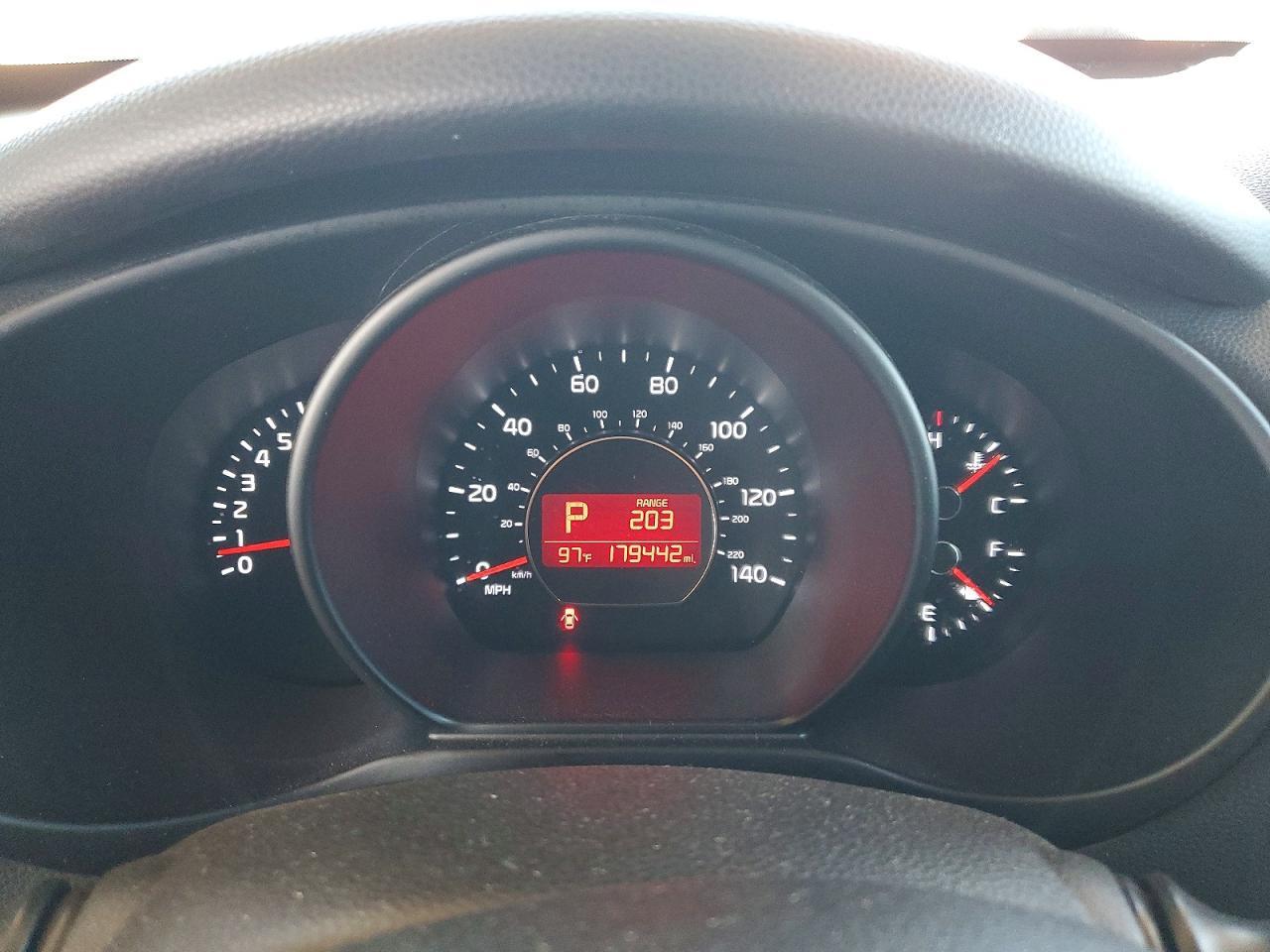 2016 Kia Soul Base - zdjęcie 9