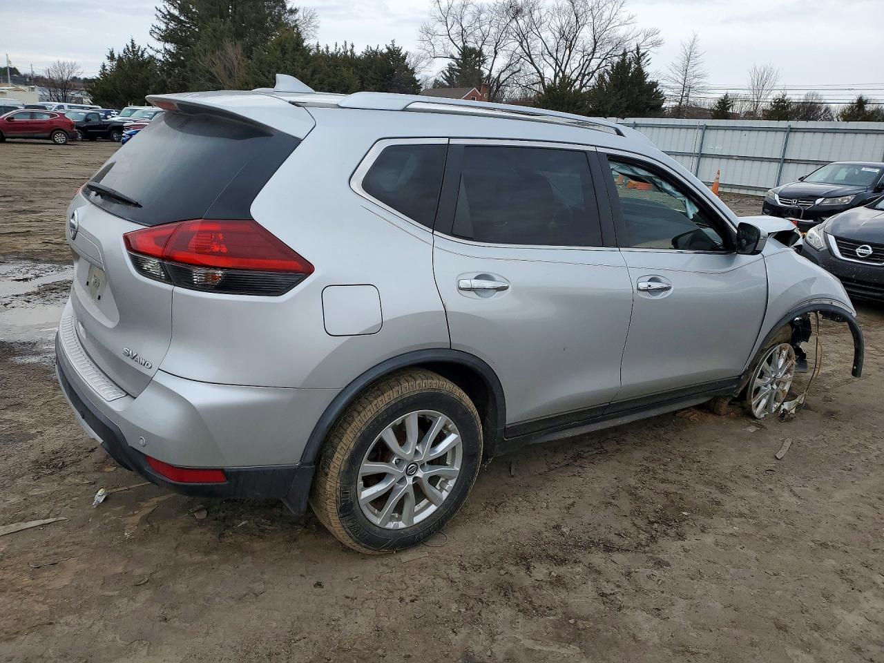 2019 Nissan Rogue Sv - zdjęcie 3