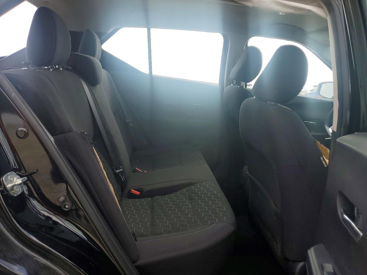 2021 Nissan Kicks Sv - zdjęcie 11