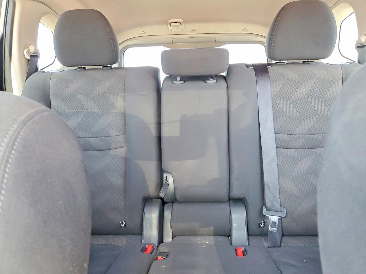 2016 Nissan Rogue Sv - zdjęcie 10