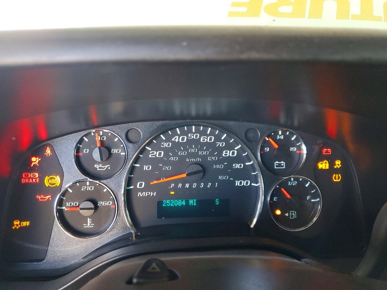 2014 Chevrolet Express G1500 - zdjęcie 9