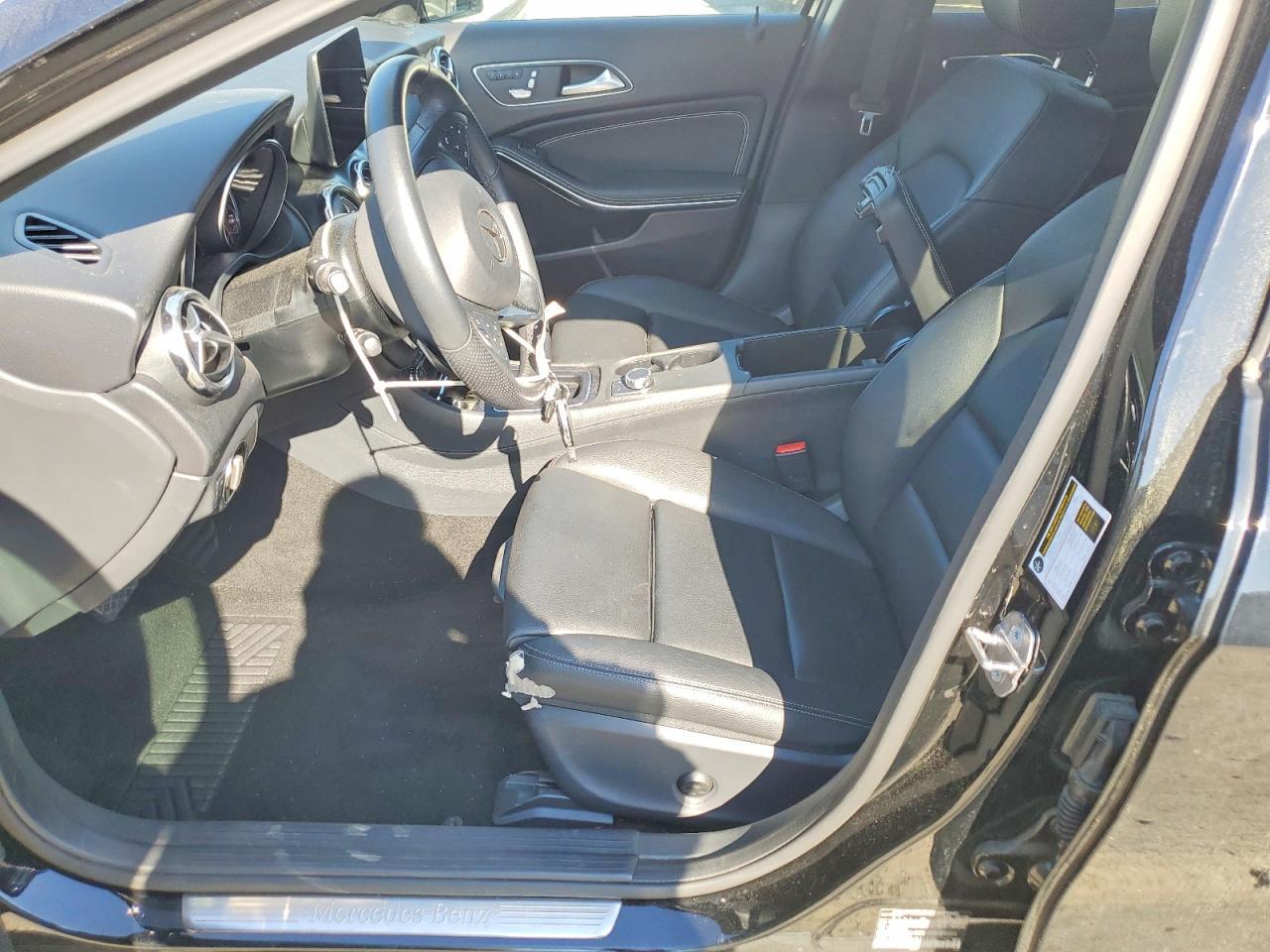 2019 Mercedes-Benz Gla 250 - zdjęcie 7