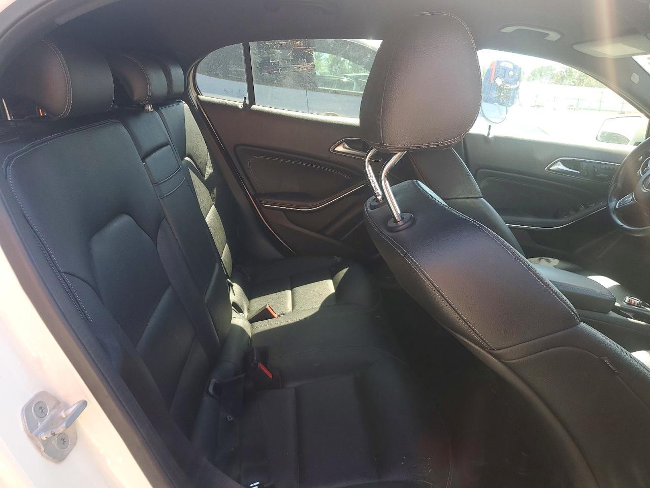 2017 Mercedes-Benz Gla 250 4Matic - zdjęcie 11