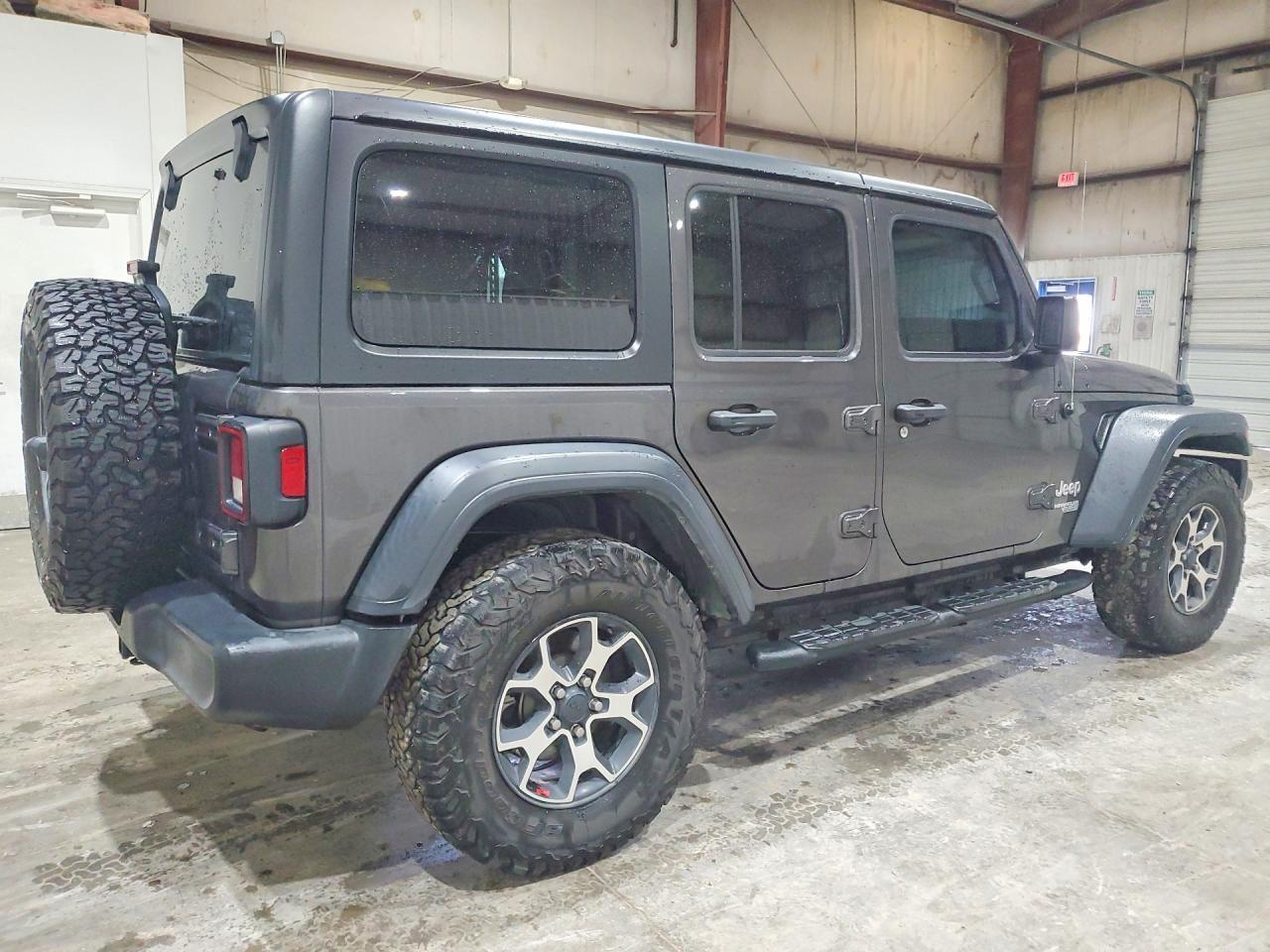 2018 Jeep Wrangler Unlimited Sport - zdjęcie 3