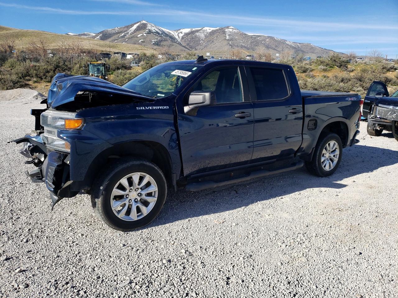 2021 Chevrolet Silverado K1500 Custom - zdjęcie główne