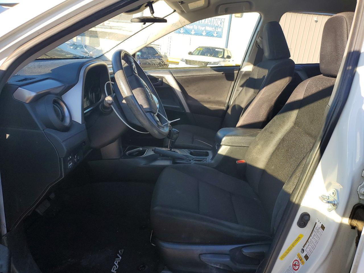 2017 Toyota Rav4 Le - zdjęcie 7