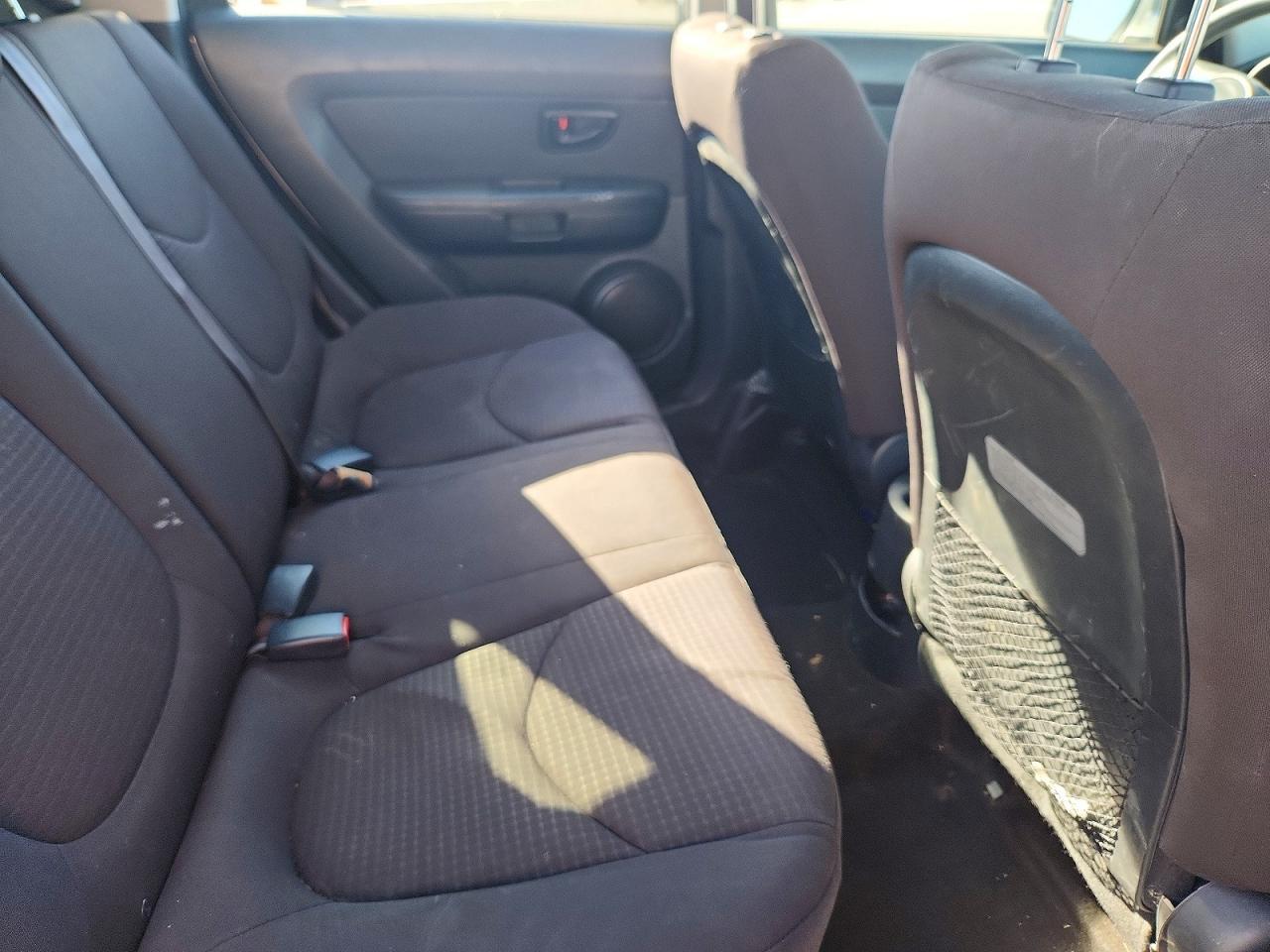 2013 Kia Soul Base - zdjęcie 11