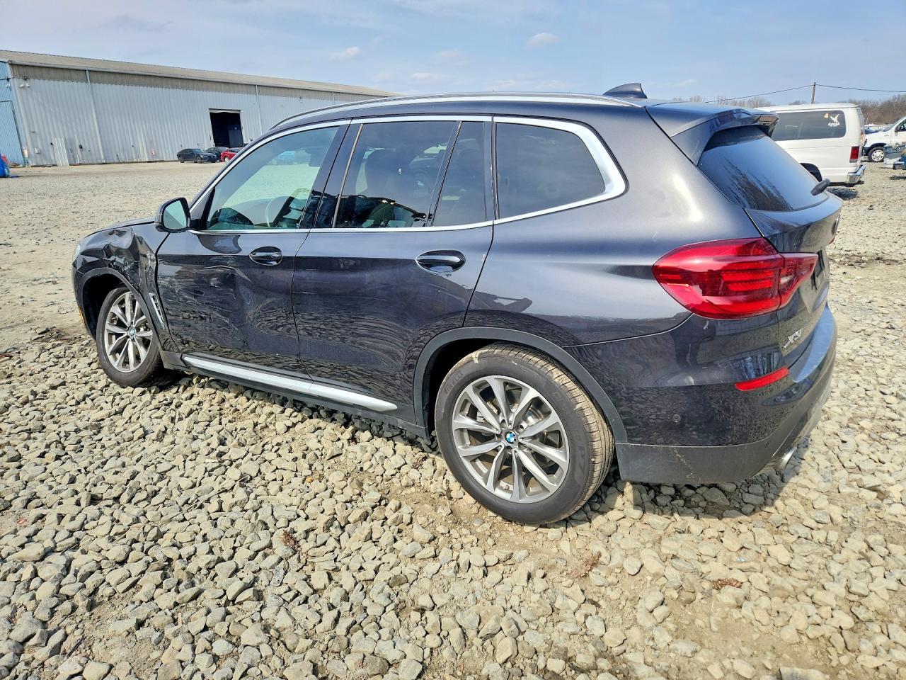 2019 BMW X3 xDrive30I - zdjęcie 2