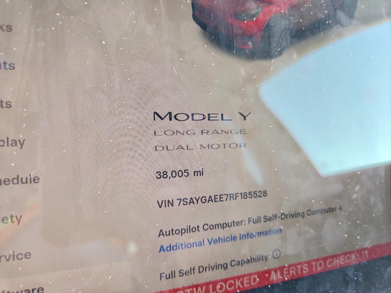 2024 Tesla Model Y - zdjęcie 9